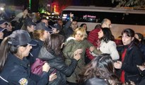 İzmit'te skandal önergeyi protesto etmek isteyen gruba polis müdahalesi: 14 gözaltı