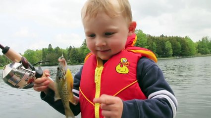 Boys awesome reaction for catching his first fish