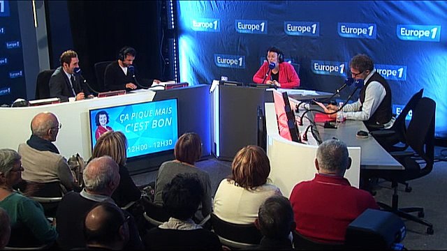 Guillon imite Hollande : Papa Noël, j'aimerais vingt petits points de popularité