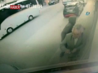 Emekli maaşını böyle kaptırdı