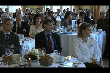 Hervé Novelli : "Les programmes économiques au banc d'essai"