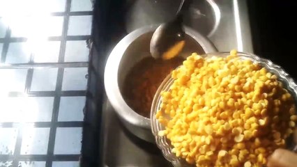 Bengali Cholar Dal Recipe - Meethi Chola Dal - Bengali Recipe - Cholar Dal Recipe in Hindi