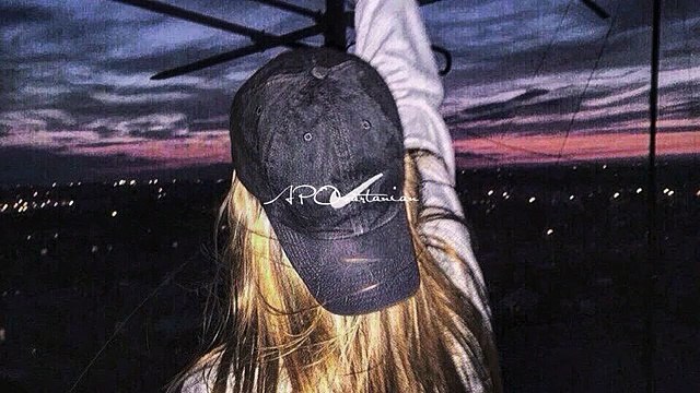 Меланхолия _))))))