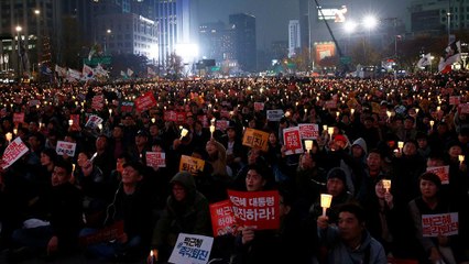I sudcoreani tornano a manifestare contro la presidente Park Geun-Hye