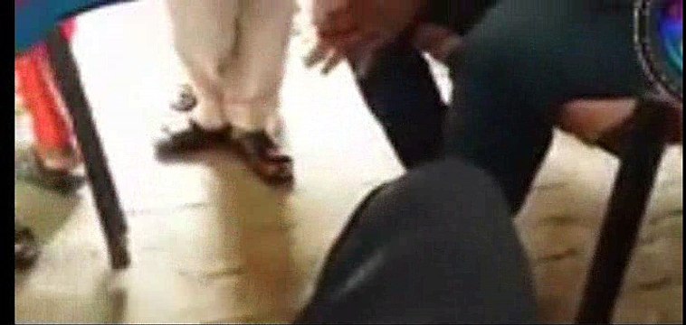 Jaja Badmash K Dost Ki Be Video Manzare Aam Par A Gai Tashadod Se Phaly Khawaja R=sara K Sath Kiya Kuch Kiya