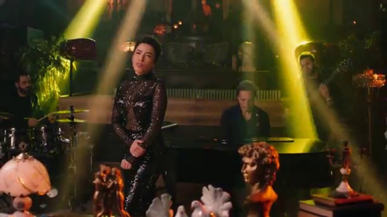 Burcu Güneş & Enbe Orkestrası - Ağır Yaralı