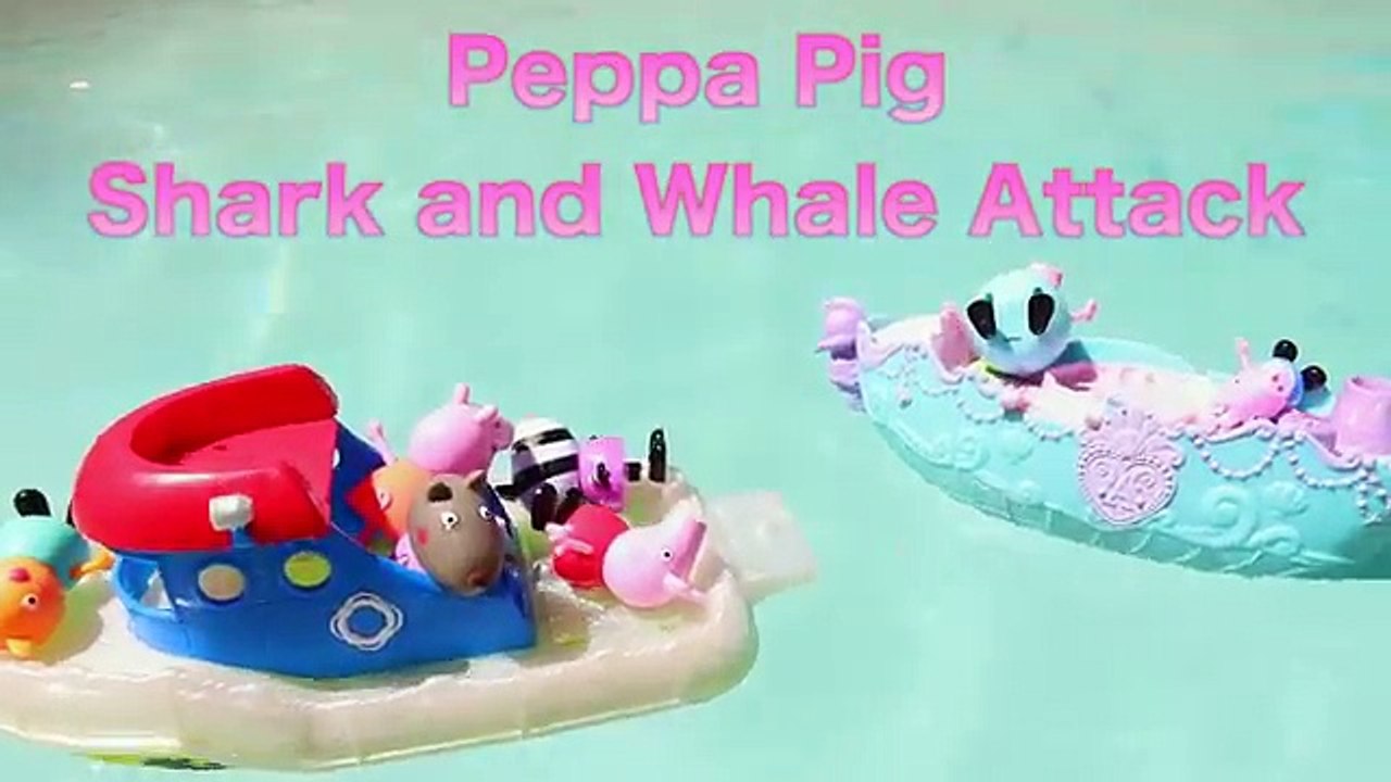 Peppa Pig SHARK ATTACK!!! Peppa Pig Family Boat Vacation Killer Whale and Sharks Pool DisneyCarToys