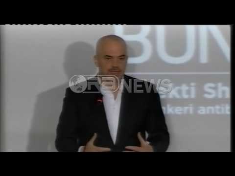 Ora News - Banderola mbi Bunk’art 2: Edvin Rama kërko falje për vrasjen Hafzi Nelës