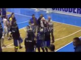Ora News – Dhuna në Shkodër, trajneri i Vllaznisë godet kapitenin e Tiranës, Karaj