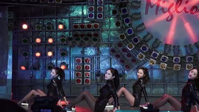 식스밤(SixBomb)[4K직캠]HELLOVENUS 위글위글(wiggle wiggle)@20160306 Rock Music