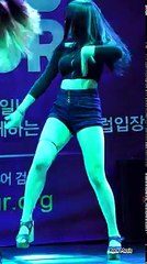 위치걸(Witch Girl)혜지[4K직캠]헬로비너스(위글위글)@Rock Music