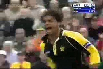Shoaib Akhtar (Must Watch) Amazing Wickets,