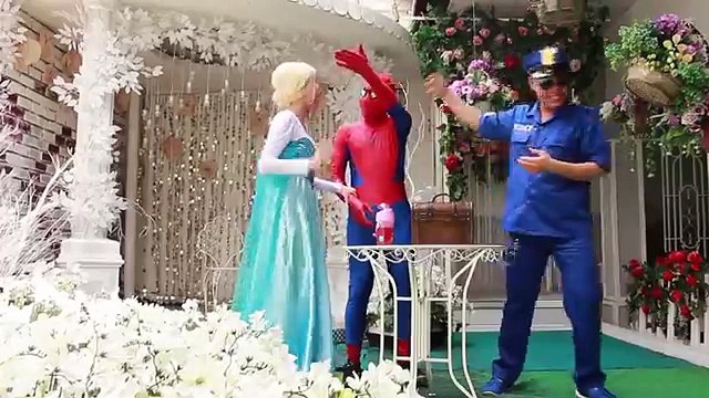 Frozen Elsa and Frozen Anna vs Joker ! Spider-man Kiss SuperGirl Elsa Cry ! Fun Superheroes In Real