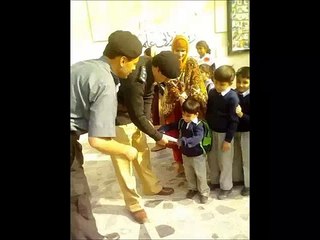 KPK Police helping the people of the province. Watch the latest updates.