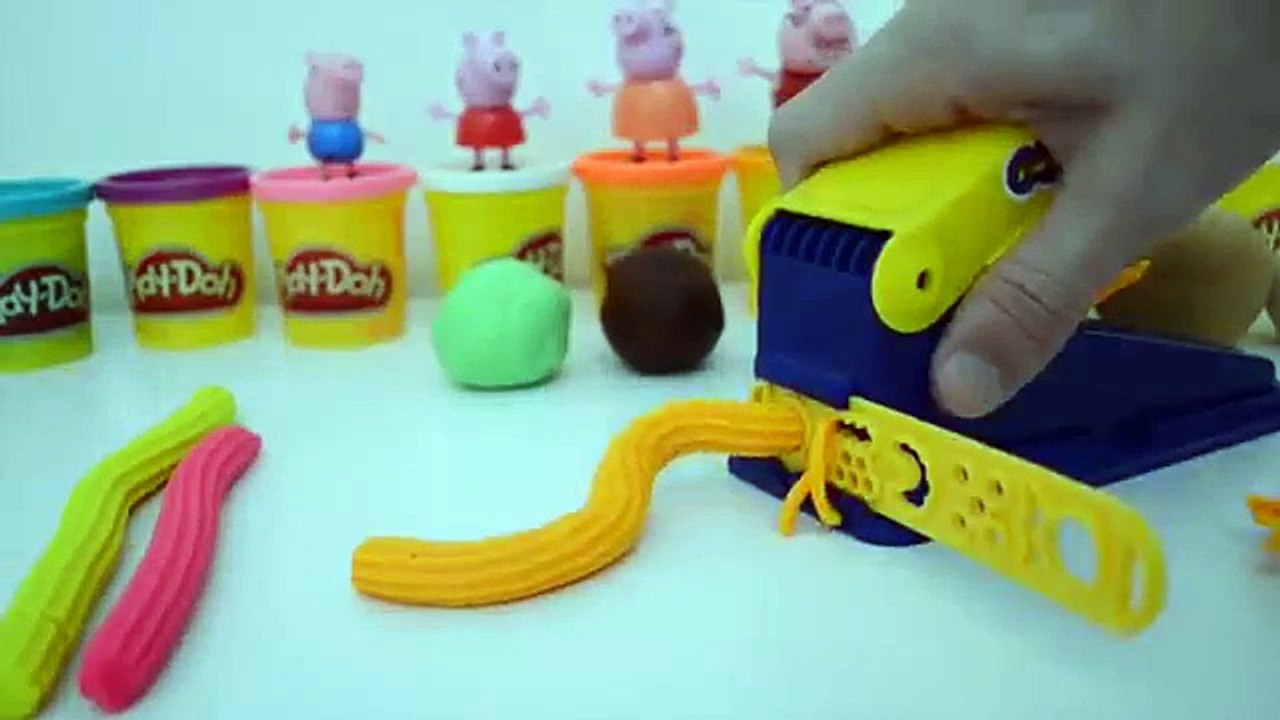 Pig George Da Familia Peppa e Massinha de Modelar Play Doh Sorvete Colorido!!! Em Portugues
