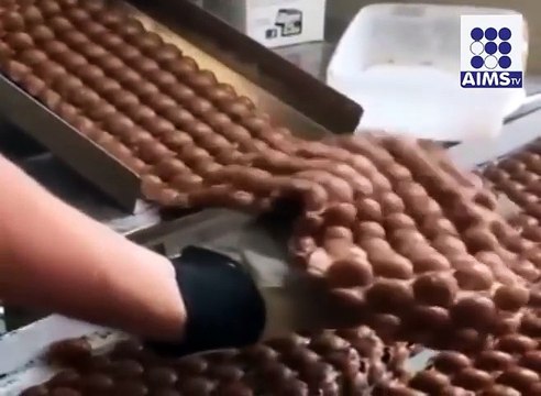 کیڈبری ببلی چاکلیٹ کے شوقین افراد یہ ویڈیو ضرور دیکھیں