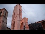 Norcia - Terremoto. Recupero tele Madonna Addolorata (18.11.16)