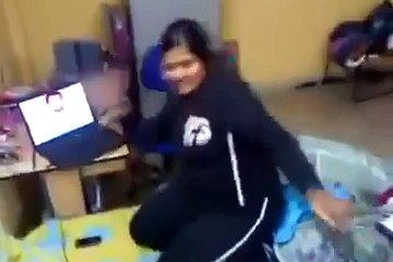 UNIVERSITY GIRLS HOSTEL ROOM DANCE PARTY