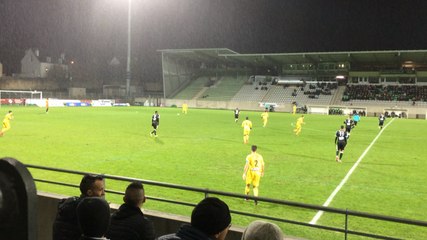 Le Vannes olympique club rencontre le leader