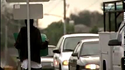 14-Year-Old Thief Shamed At Florida Intersection
