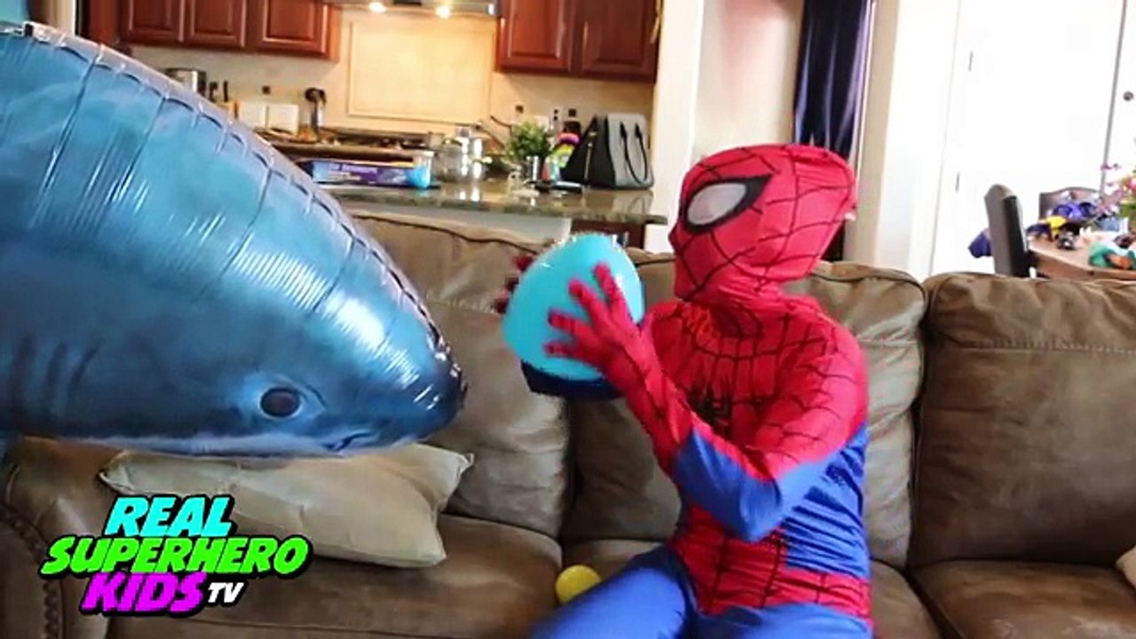 Spiderman POO COLORED BALLS with Pink SpiderGirl PREGNANT vs Joker Funny Superhero Compilation!