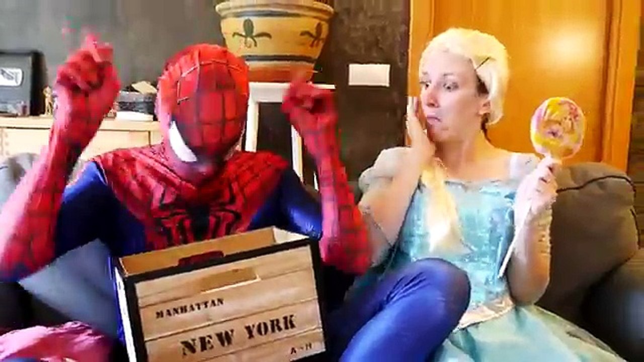 Spiderman & Frozen Elsa BREAKS HER ARM in Real Life ft Dentist Super Spider Man Changes Colors