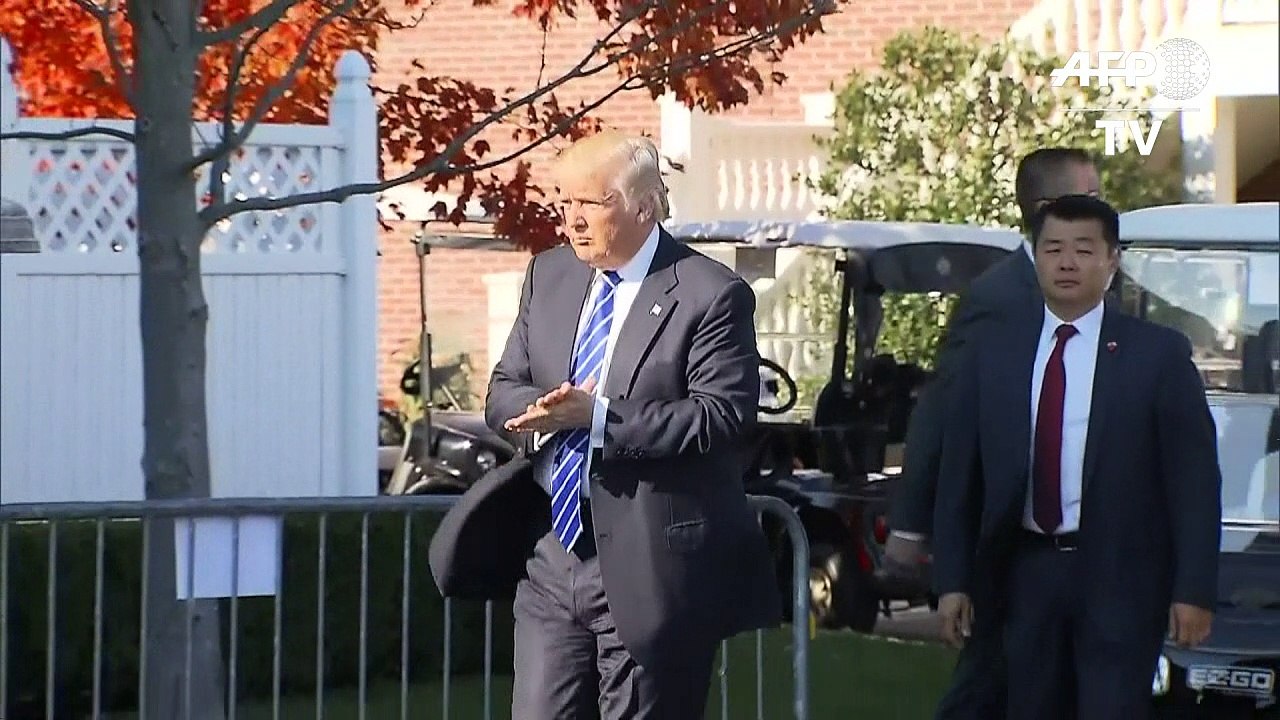 Donald Trump recebe Mitt Romney