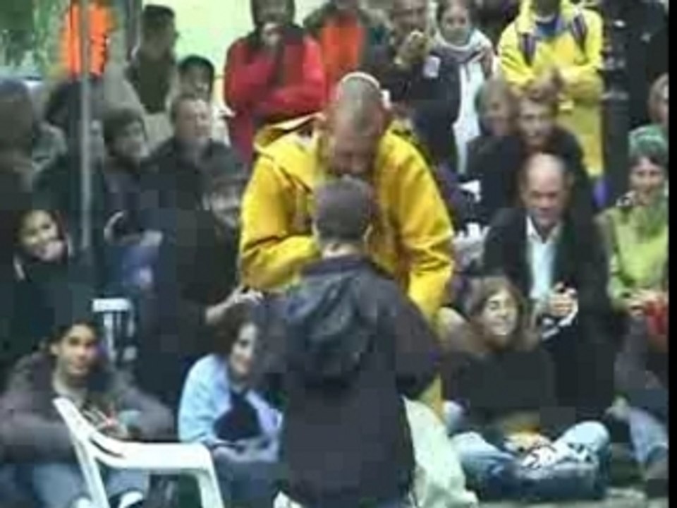 Renan Tablantec  Festival Aurillac 2007 Cirque cynique T2