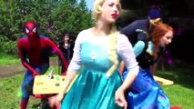 Frozen Elsa & Anna - Disney Frozen Princesses! Dolls and Villains! Superhero Fun IRL!