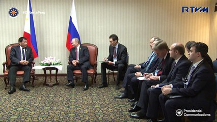 El presidente filipino se reúne con su “héroe”, Vladimir Putin