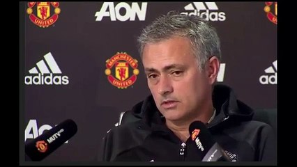Mourinho defende Rooney em conferência de imprensa