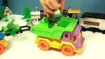Paw Patrol Videos - Spielzeugspaß für Kinder - Wir helfen dem Zug