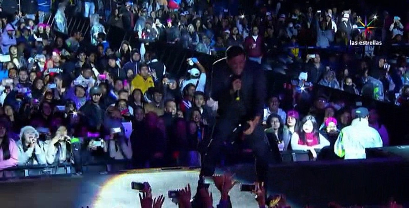 CARLOS RIVERA CANTA EN LOS PREMIOS ¨Telehit 2016¨ ( MEXICO ) 19/11/2016