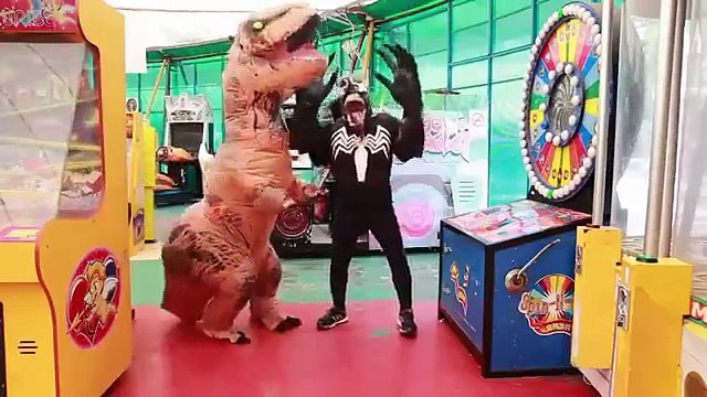 Spiderman Frozen Elsa Frozen Anna & SpiderGirl vs Joker & Venom – Fun Superhero In Real life Movie