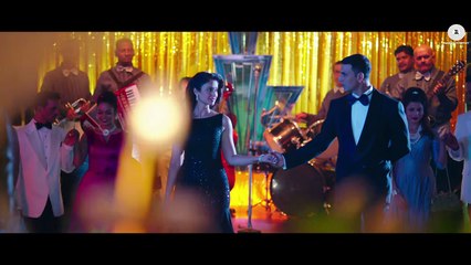 Dekha Hazaro Dafaa - Rustom - Akshay Kumar & Ileana D'cruz - Arijit Singh & Palak Muchhal
