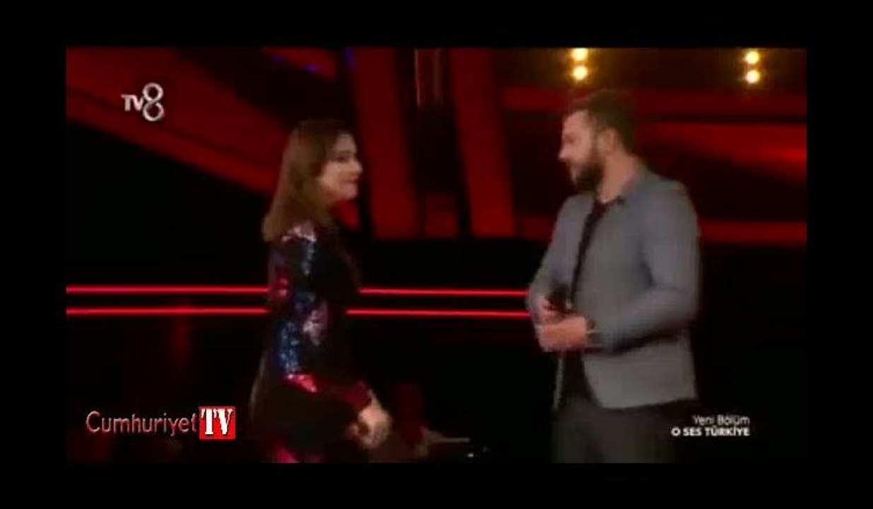 Hadise herkesi şaşırttı! Daha önce böylesini dinlemediniz...