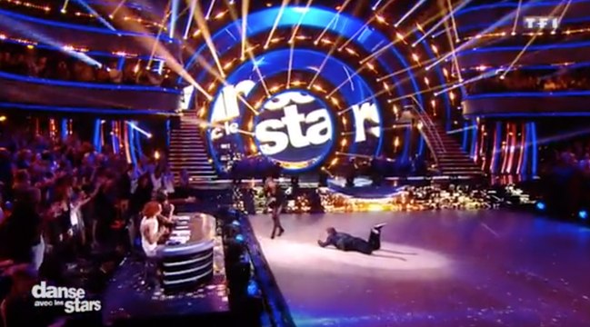 Chute de Laurent Ournac dans Danse Avec Les Stars