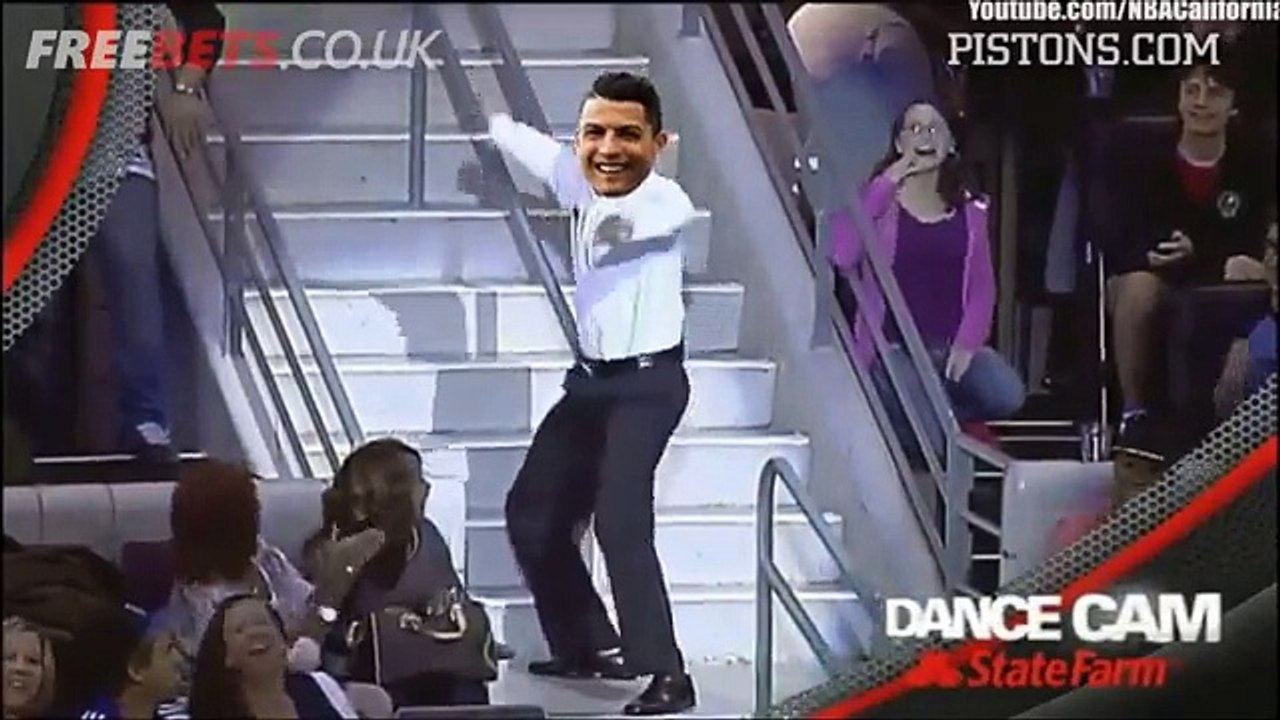 RONALDO E BALE NA DANÇA DA VITÓRIA