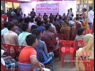 নাসিরনগরে ক্ষতিগ্রস্ত হিন্দু সম্প্রদায়ের মধ্যে রেড ক্রিসেন্টের ত্রাণ বিতরণ