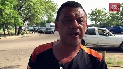 Así son las colas para echar gasolina en Maracaibo
