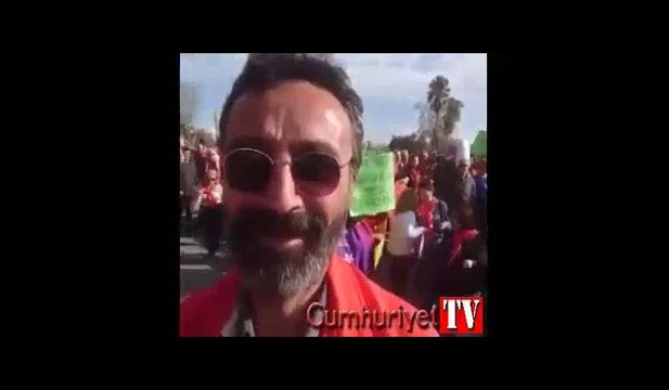 Polis CHP'li vekile yumruk atmaya çalıştı