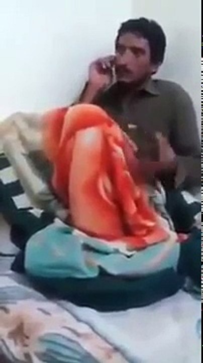 ھاھاھا داسی مسافر بہ منی چی ٹیکٹ ھم د کورہ راغواڑی -