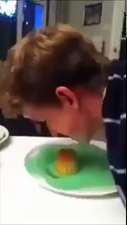Food Sucking Challenge
