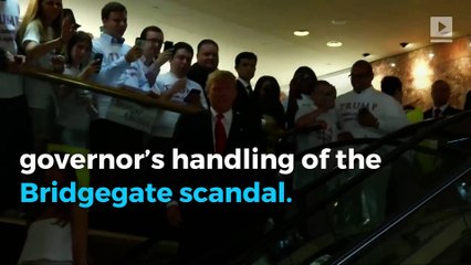 Christie reportedly fired from Trump transition for hogging camera, not working