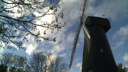 London windmill seeks volunteers to make flour