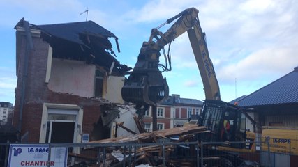 Déconstruction de bâtiment à la gare de Quimper