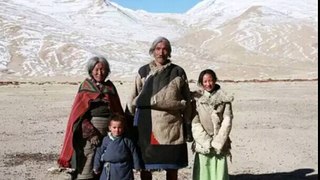 Himalayalar'ın medeniyetten uzak yaşayan kabilesi