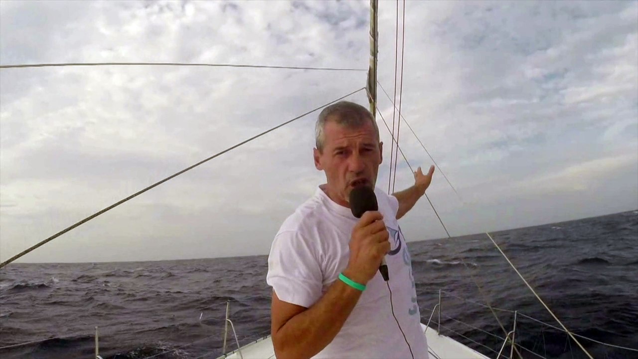 J14 L'importance de rouler une voile