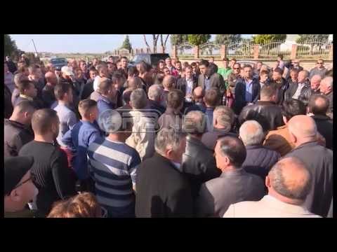 Ora News - Lulzim Basha me banorët Sukthit: Nesër nuk do ju braktis