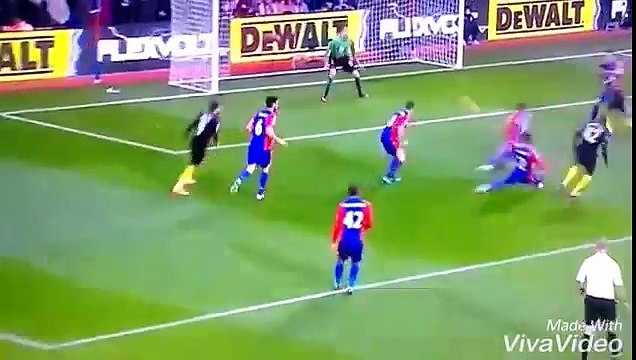 Yaya Touré face à Crystal Palace